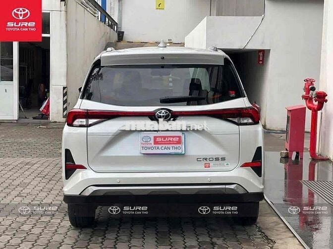 Toyota Veloz Cross 2025 - siêu lướt giá rẻ