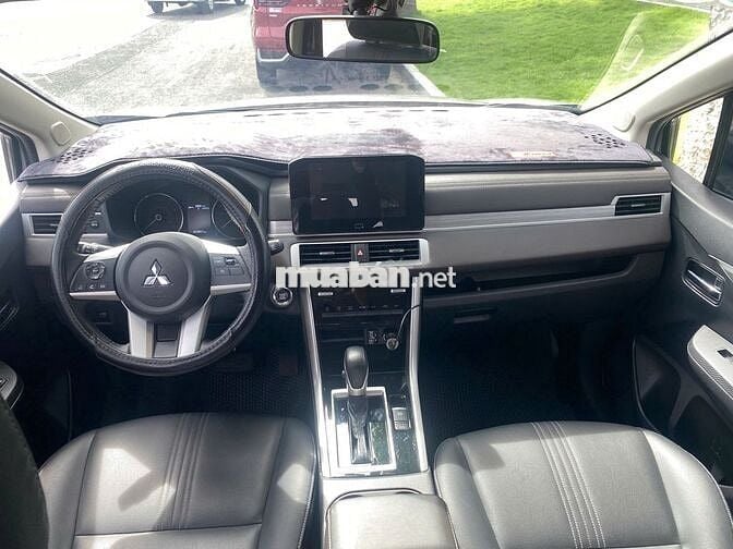 Mitsubishi Xpander 2024 Premium 1.5 AT - 22000 km