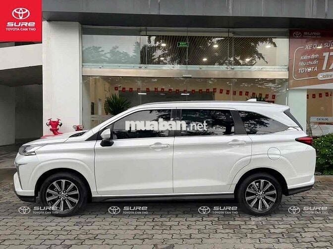Toyota Veloz Cross 2025 - siêu lướt giá rẻ