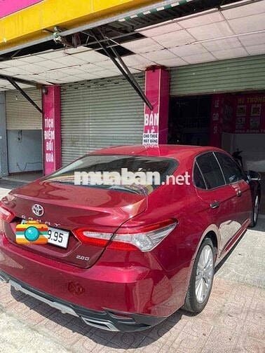 Toyota Camry 2022 Siêu lướt 37.0000Km