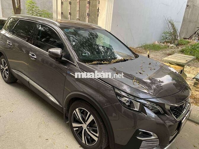 Peugeot 5008 2018 1.6L Turbo - 55000 km
