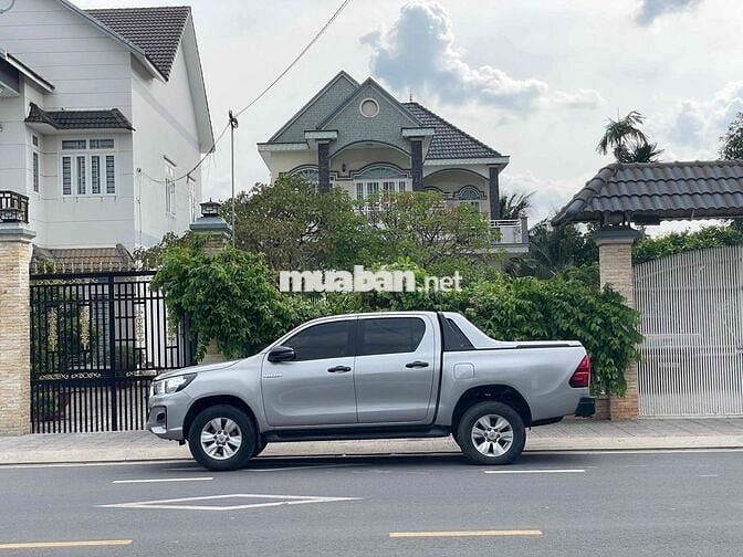 Toyota Hilux 2019 2.4E 4×2 AT - 120000 km