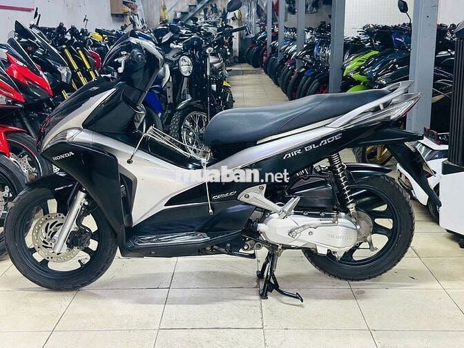 XE MÁY THỊNH PHÁT - AIR BLADE 110 ĐẦU TO HÀ NỘI