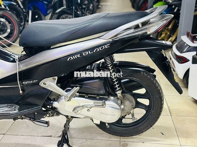 XE MÁY THỊNH PHÁT - AIR BLADE 110 ĐẦU TO HÀ NỘI