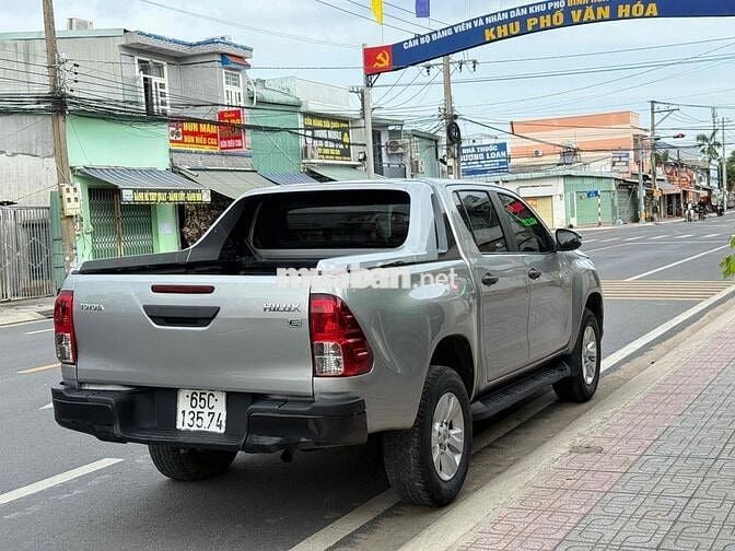 Toyota Hilux 2019 2.4E 4×2 AT - 120000 km