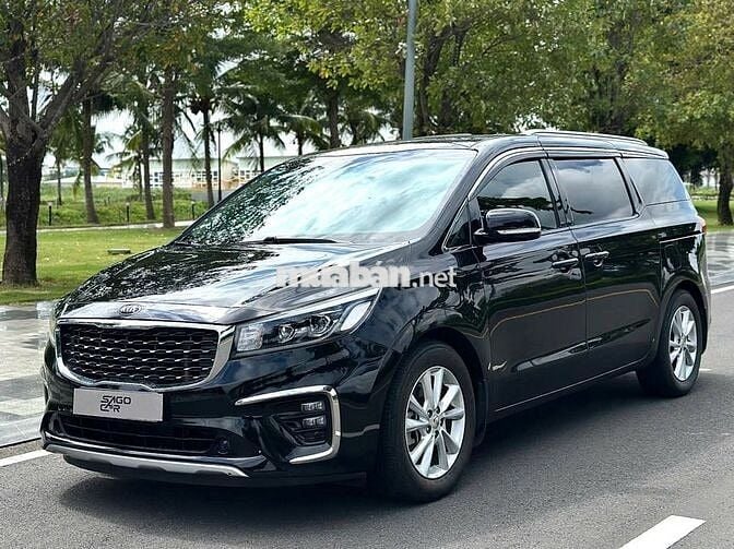 Kia Sedona 2019 2.2 DAT Luxury - 90000 km