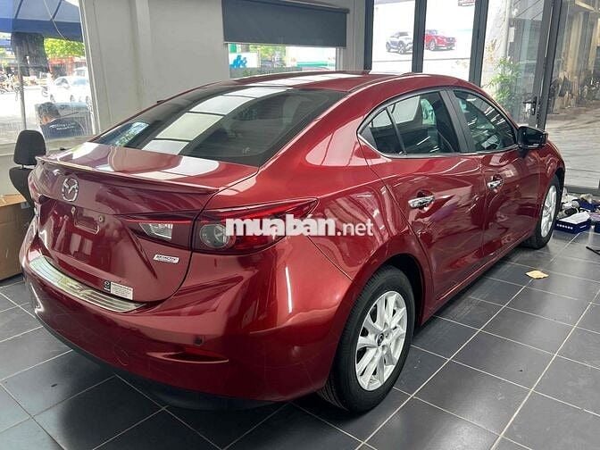 Mazda 3 2018 1.5 AT Sedan - 81344 km