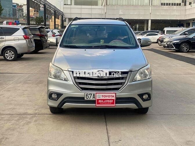 Toyota Innova 2016 2.0E - 176000 km