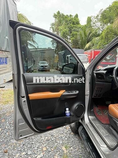 Toyota Hilux 2019 2.4E 4×2 AT - 120000 km