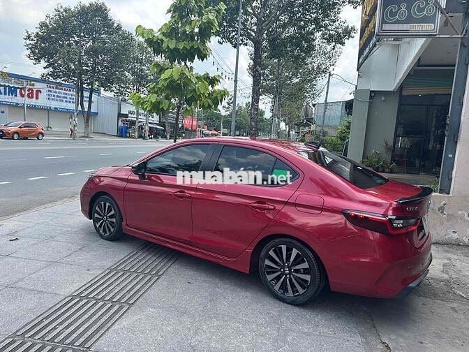 Honda City 2022 RS - 67890 km