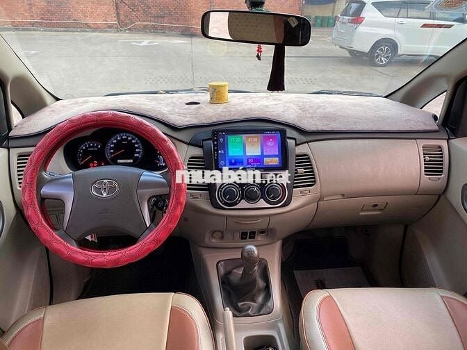 Toyota Innova 2016 2.0E - 176000 km