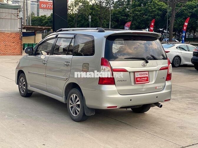 Toyota Innova 2016 2.0E - 176000 km