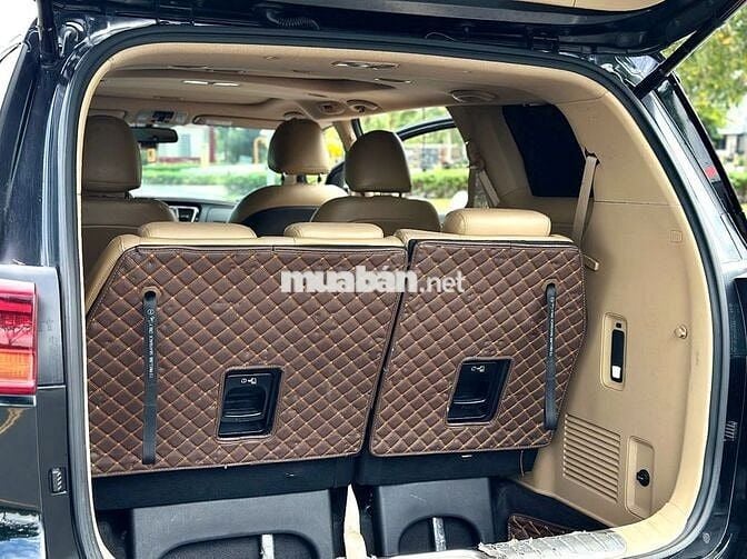 Kia Sedona 2019 2.2 DAT Luxury - 90000 km