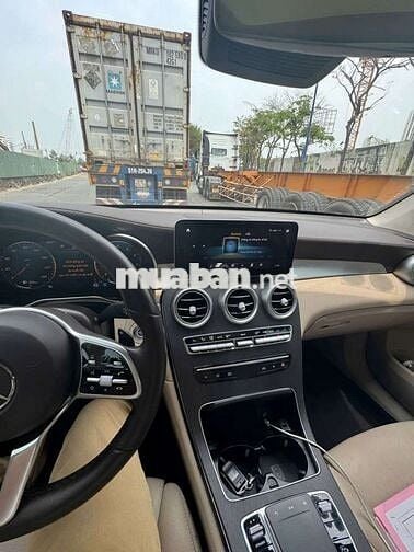 2021 300 4MATIC - 68000 km