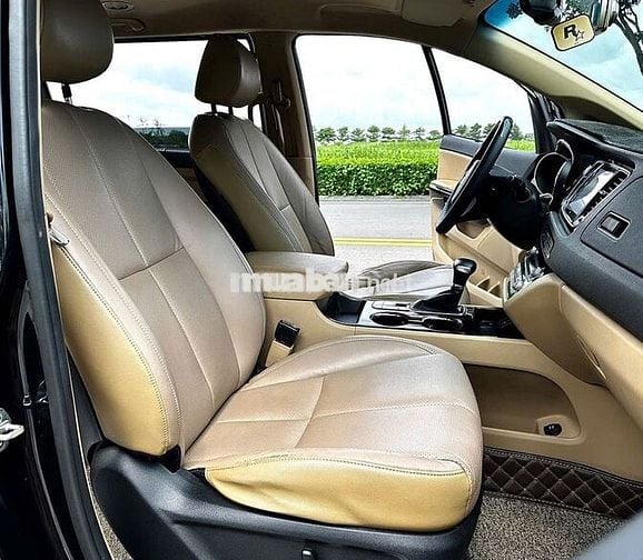 Kia Sedona 2019 2.2 DAT Luxury - 90000 km