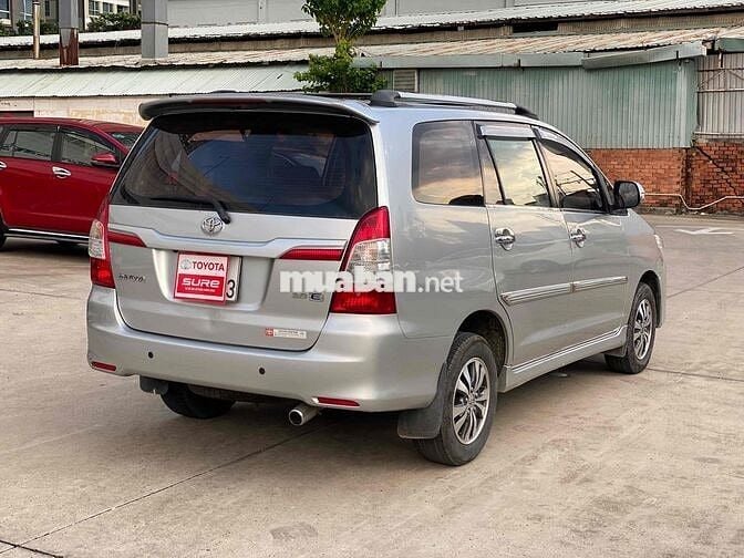 Toyota Innova 2016 2.0E - 176000 km