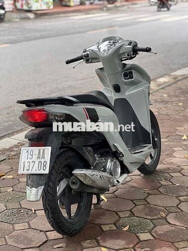 chính chủ bán xe Vison 2025 xi măng 1400km