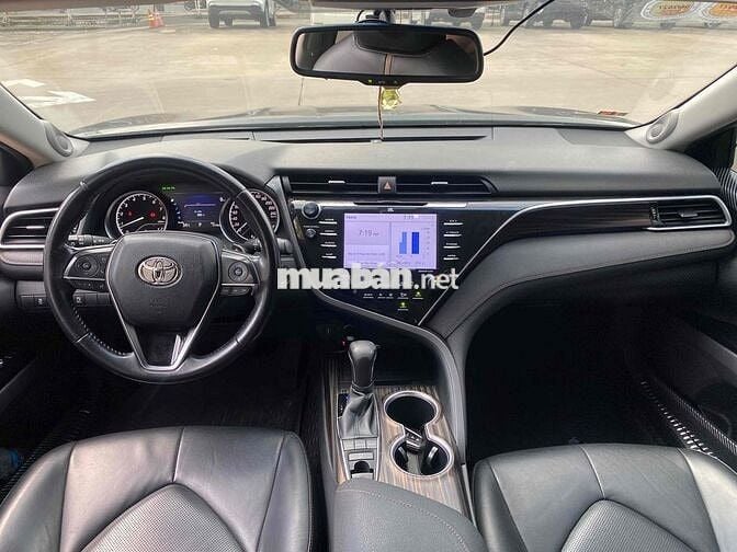 Toyota Camry 2019 2.5Q - 57000 km