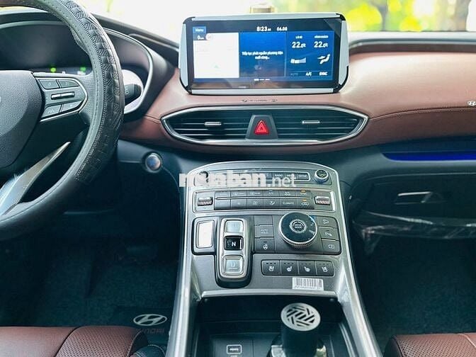 Hyundai Santa Fe 2023 Cao cấp 2.5L HTRAC