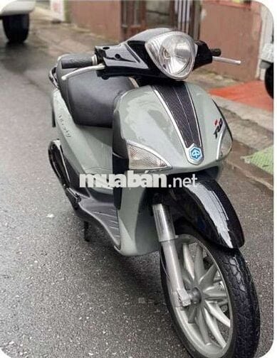 Đổi xe mới cần bán lại cho người dùng