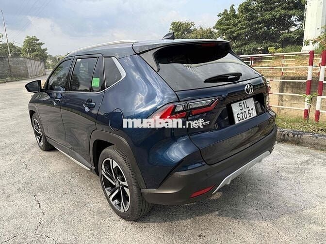 Toyota Yaris Cross 2025 HEV Xăng điện 4.200Km