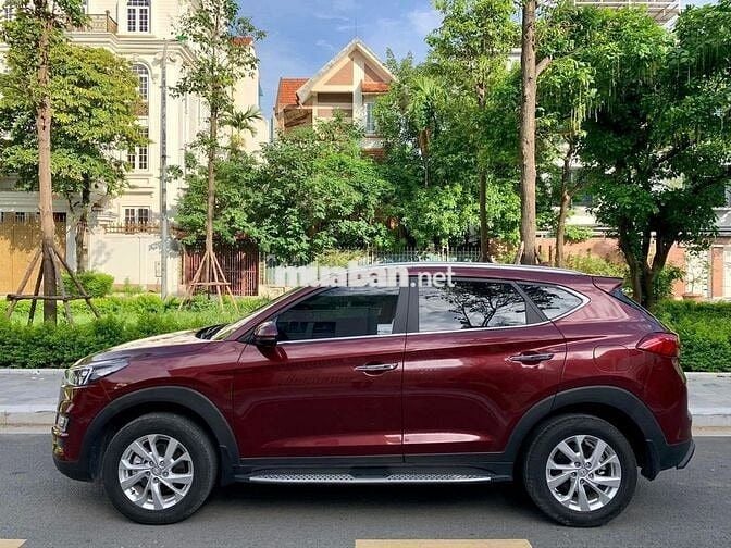 Hyundai Tucson 2020 máy xăng số tự động