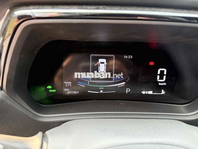 Toyota Yaris Cross 2025 HEV Xăng điện 4.200Km