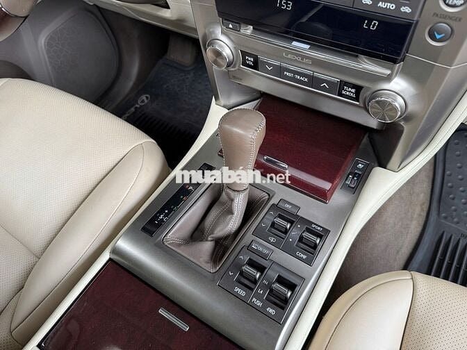 Lexus GX460 4WD– Máy V8 – Gầm Cao 7 Chỗ