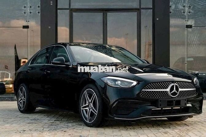 Mercedes Benz C Class 2025 C300 AMG