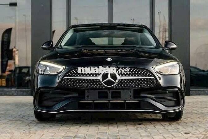 Mercedes Benz C Class 2025 C300 AMG