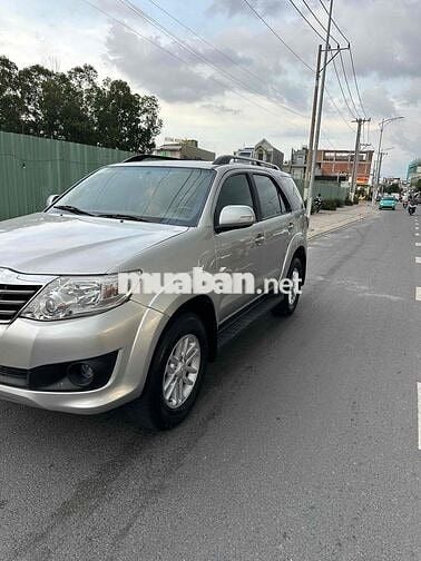Toyota Fortuner 2013 xe cực mới rin đét giá rẻ