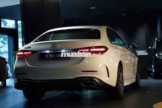 Mercedes Benz C Class 2025 C300 AMG