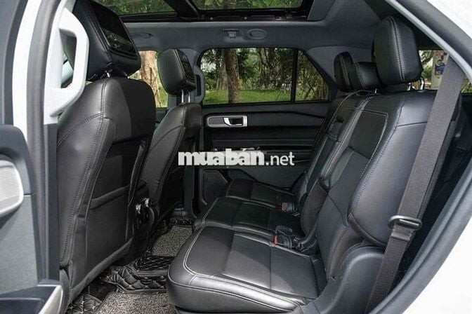 Ford Explorer Ecoboot 2022 nhập Mỹ có hoá đơn