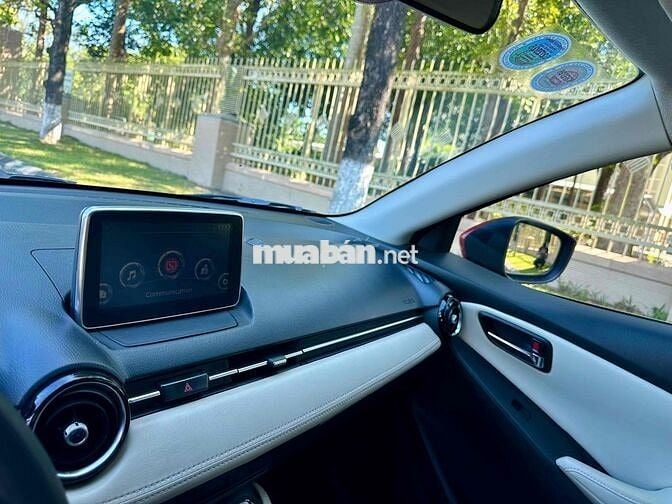 Mazda 2 2015 1.5 AT - 74000 km