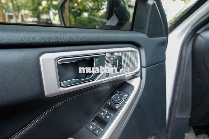 Ford Explorer Ecoboot 2022 nhập Mỹ có hoá đơn