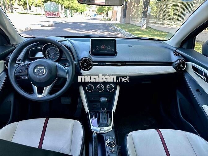 Mazda 2 2015 1.5 AT - 74000 km