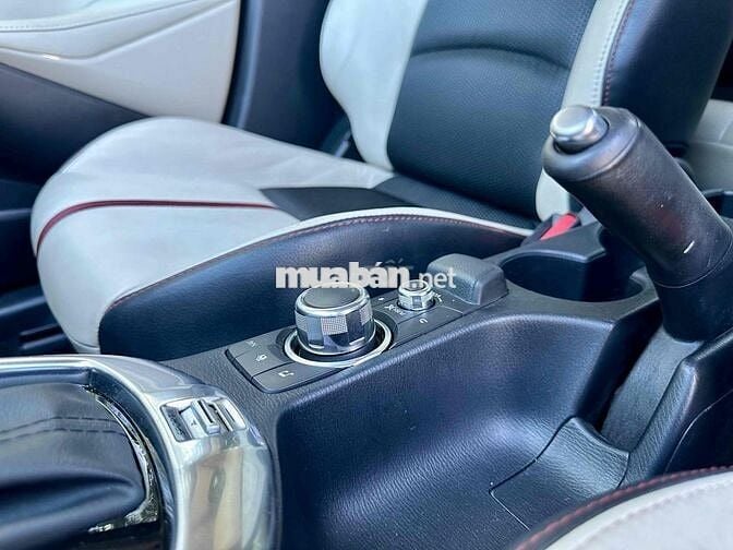 Mazda 2 2015 1.5 AT - 74000 km