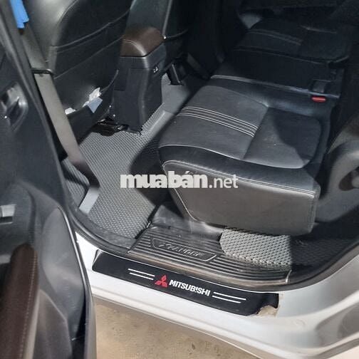 Mitsubishi Xpander 2023 Premium 1.5 AT - 32000 km