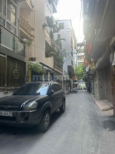 Bán nhà phố Thịnh Liệt 50m2, ô tô ra vào. 12 tỷ