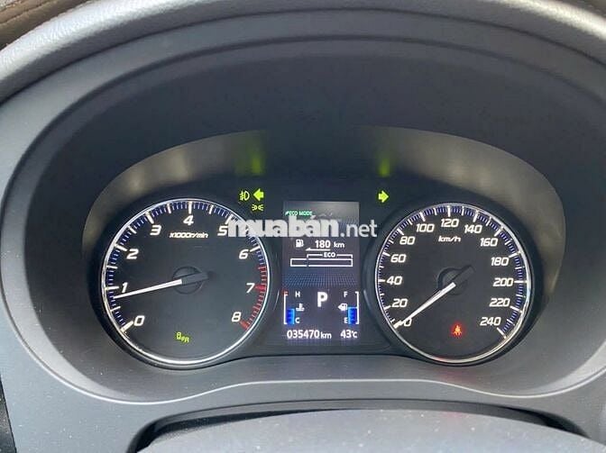 Mitsubishi Outlander đk 2021 Premium 35.000km