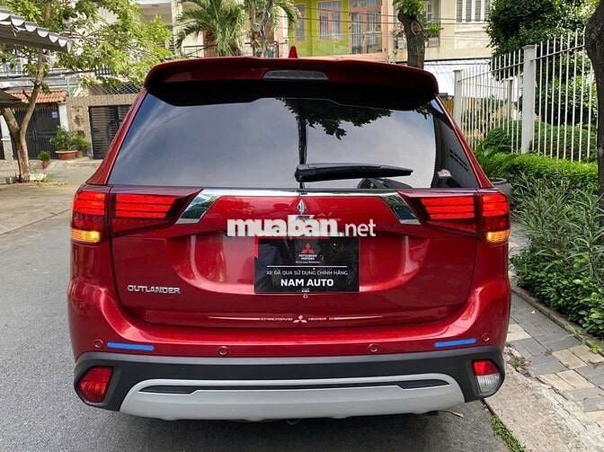 Mitsubishi Outlander đk 2021 Premium 35.000km