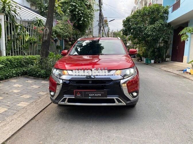 Mitsubishi Outlander đk 2021 Premium 35.000km