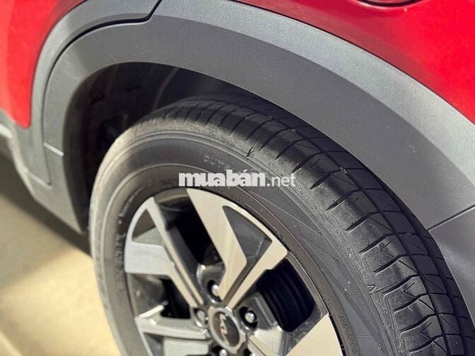 Bán gấp Kia Sonet 2024 Pre 17k km sơn xi mới 99%