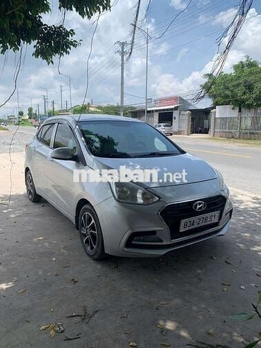 Hyundai I10 2020 Sedan 1.2 MT Base - 85000 km