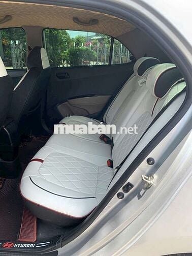 Hyundai I10 2020 Sedan 1.2 MT Base - 85000 km