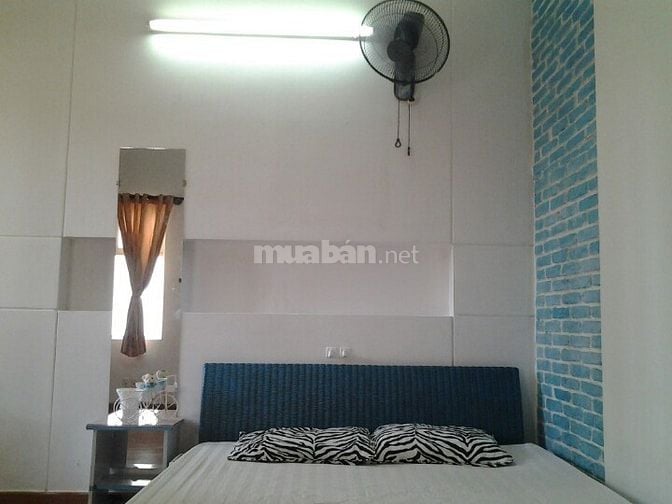 Phòng trung tâm quận 10, thoáng mát .đủ tiện nghi, 4.5 tr/th