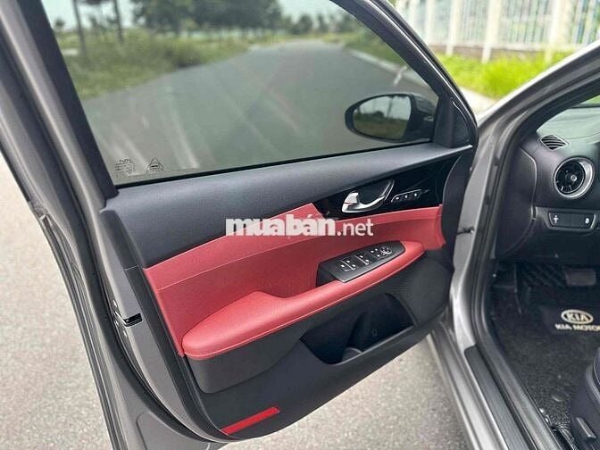 Kia K3 2021 Premium 1.6 AT - 18000 km