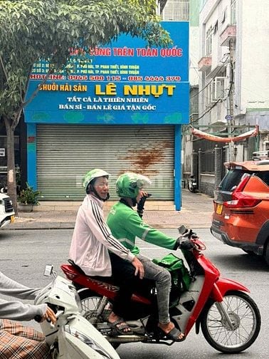 XUỐNG GIÁ 5 TỶ BÁN GẤP NHÀ 2 MẶT TIỀN 27 HỒNG HÀ,P2,TÂN BÌNH 
