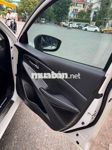 Mazda 2 2018  1.5 AT Sedan - 65000 km