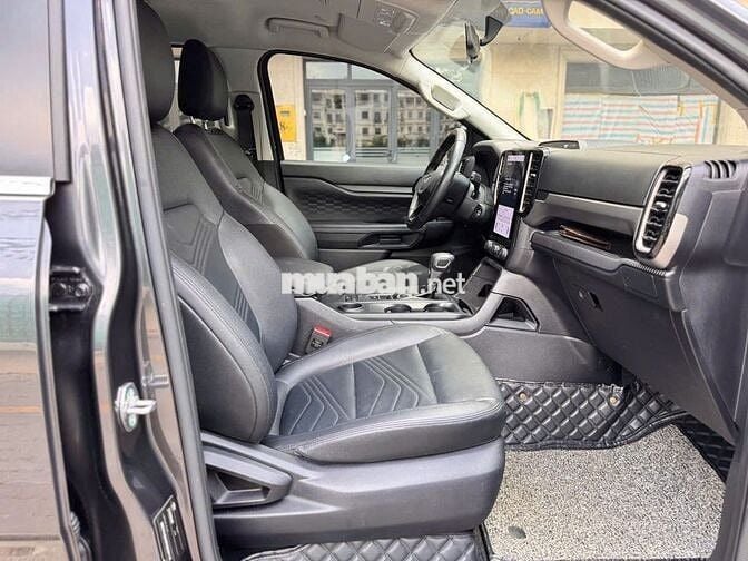 Ford Everest Ambient 2022 Gía tốt tại hãng